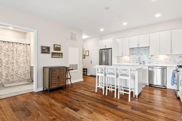 3531 Washington St Unit 304, Boston, MA 02130