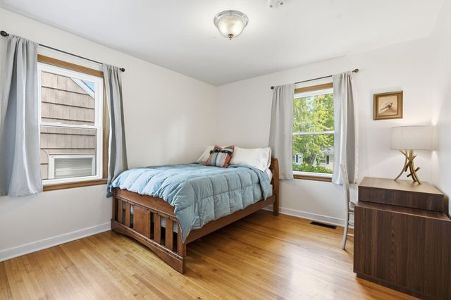 2840 Brunswick Avenue S, Saint Louis Park, MN 55416