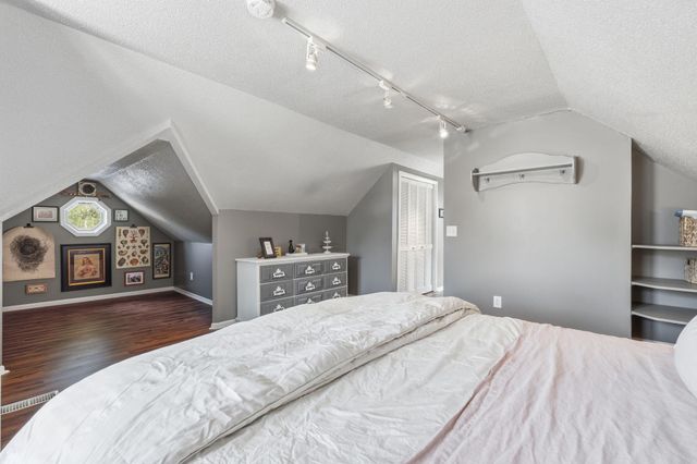 2840 Brunswick Avenue S, Saint Louis Park, MN 55416