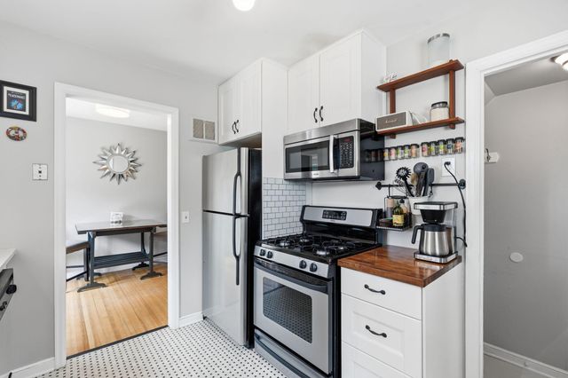 2840 Brunswick Avenue S, Saint Louis Park, MN 55416