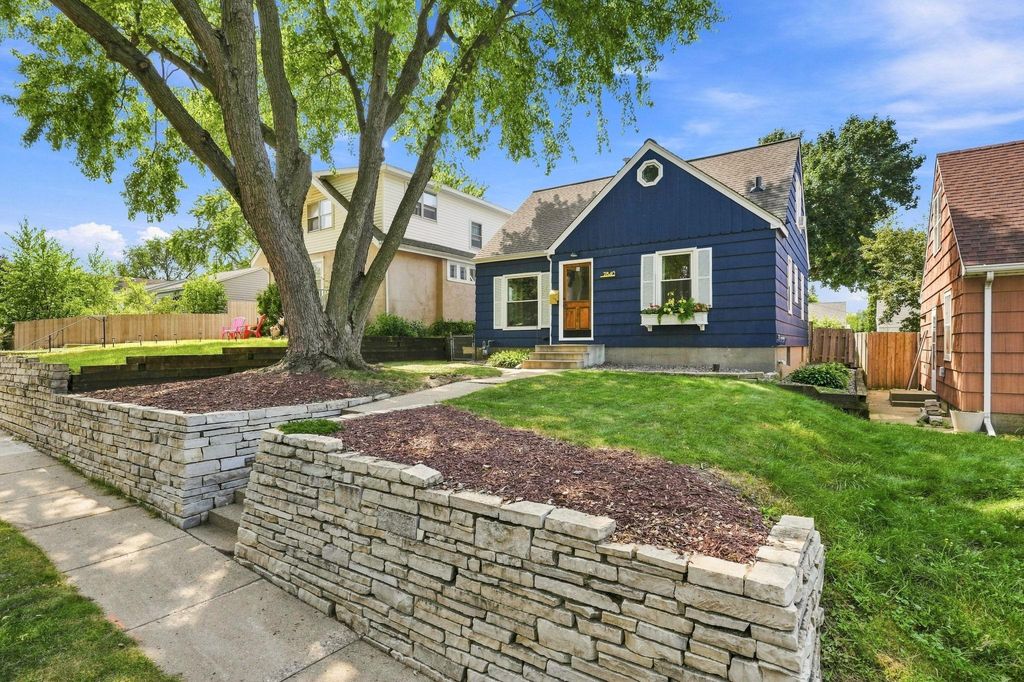 2840 Brunswick Avenue S, Saint Louis Park, MN 55416