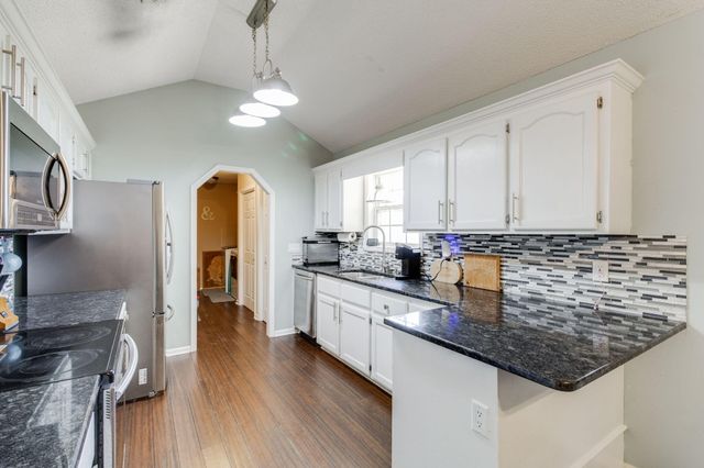 4270 Mossyoak Lane, Dalzell, SC 29040