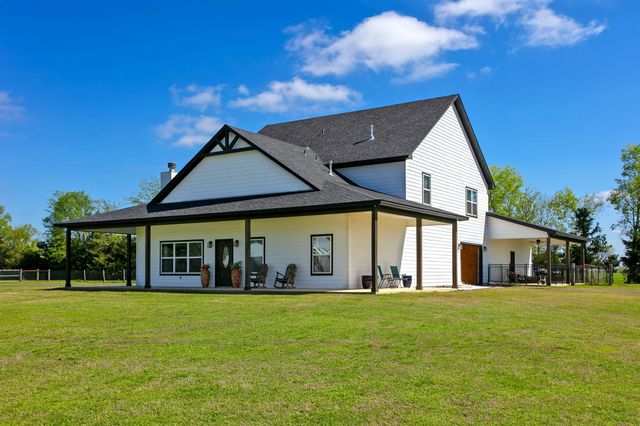 10477 Acacia Lane, Hearne, TX 77859