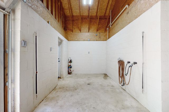 10477 Acacia Lane, Hearne, TX 77859