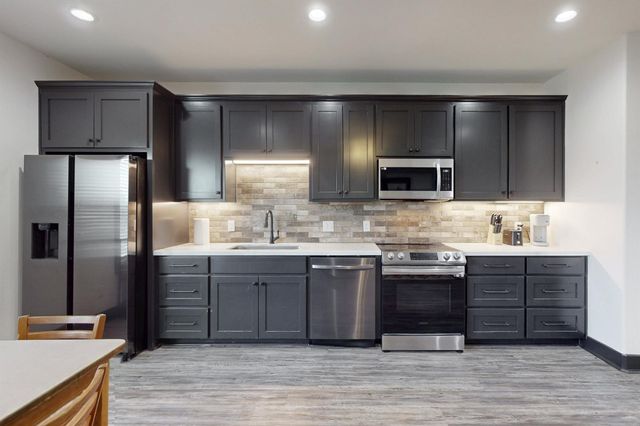 10477 Acacia Lane, Hearne, TX 77859