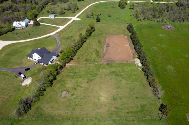 10477 Acacia Lane, Hearne, TX 77859