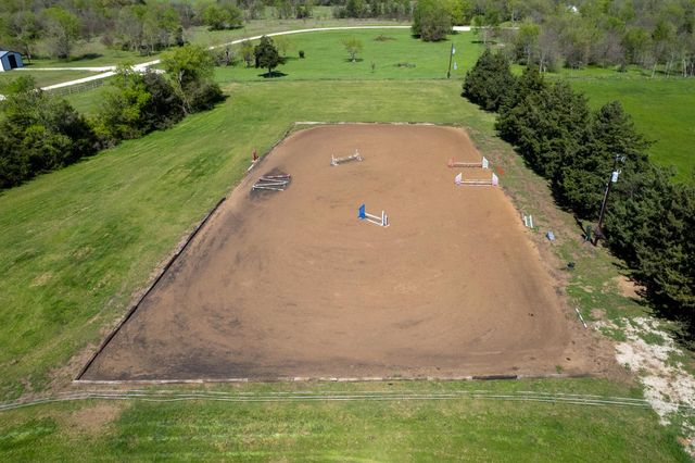 10477 Acacia Lane, Hearne, TX 77859