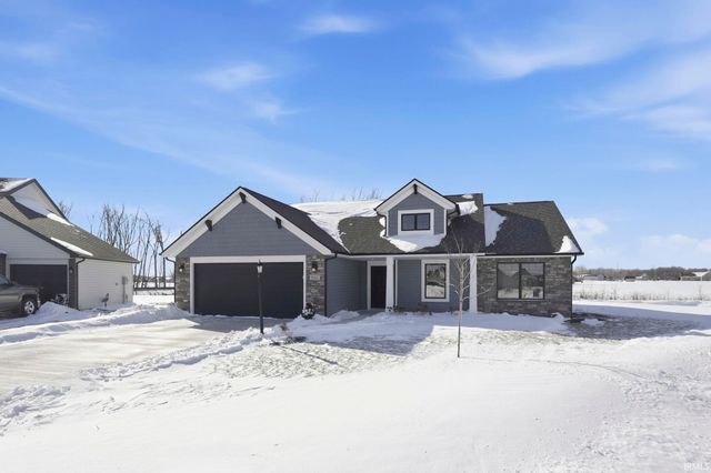 802 Lagonda Trail, Fort Wayne, IN 46818