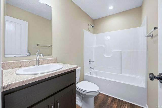 802 Lagonda Trail, Fort Wayne, IN 46818