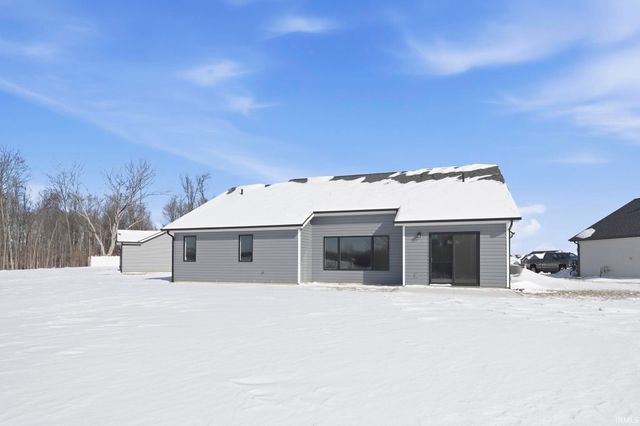 802 Lagonda Trail, Fort Wayne, IN 46818