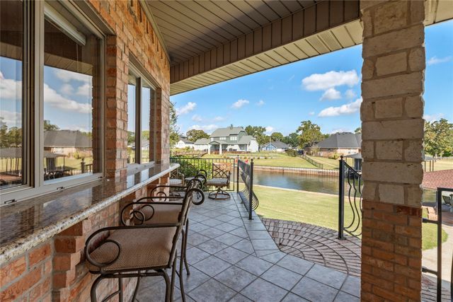 180 Surls Drive, Mabank, TX 75156