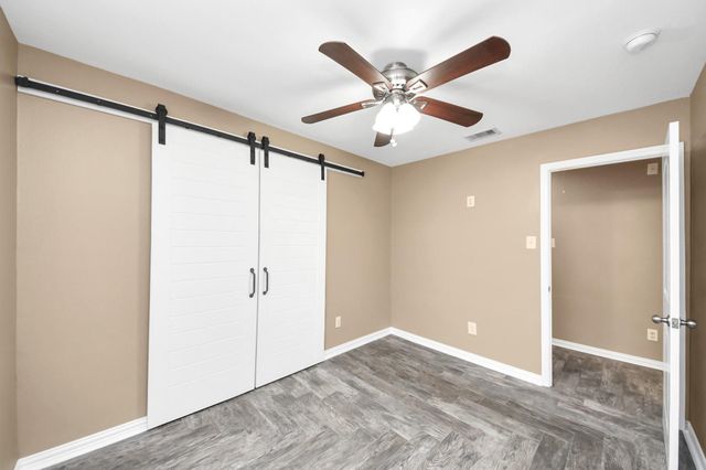 11219 Hall Terrace Court, Houston, TX 77075