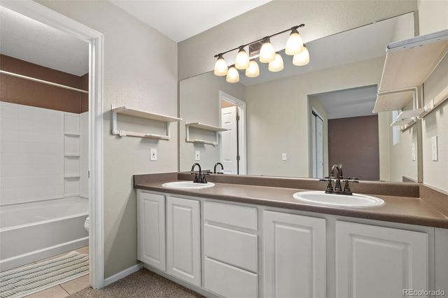 3580 S Jebel Circle, Aurora, CO 80013