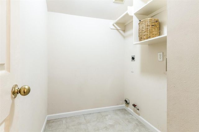 1138 Evandale Lane, Sugar Land, TX 77479