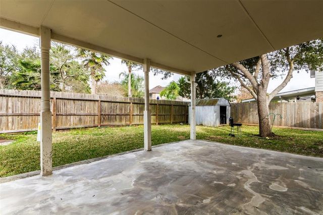 1138 Evandale Lane, Sugar Land, TX 77479