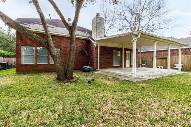 1138 Evandale Lane, Sugar Land, TX 77479