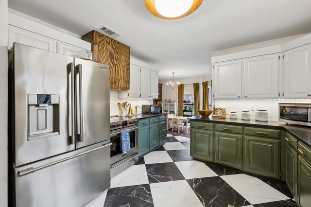 5209 Commander Court, Arlington, TX 76017