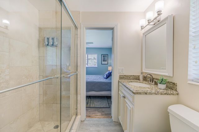 1030 NE 27th Way, Pompano Beach, FL 33062
