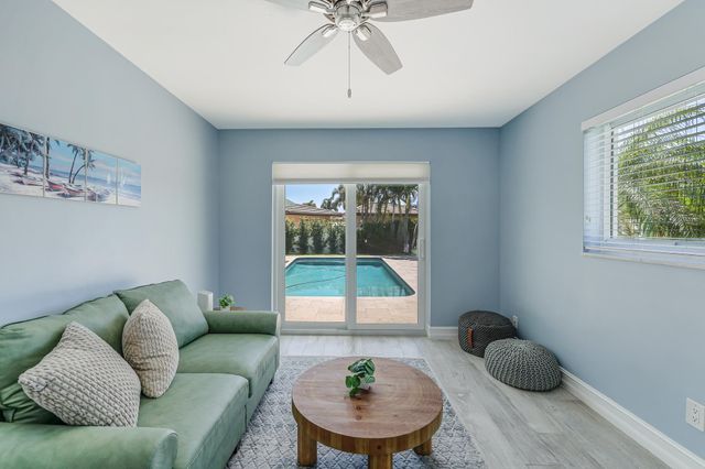 1030 NE 27th Way, Pompano Beach, FL 33062