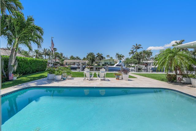 1030 NE 27th Way, Pompano Beach, FL 33062