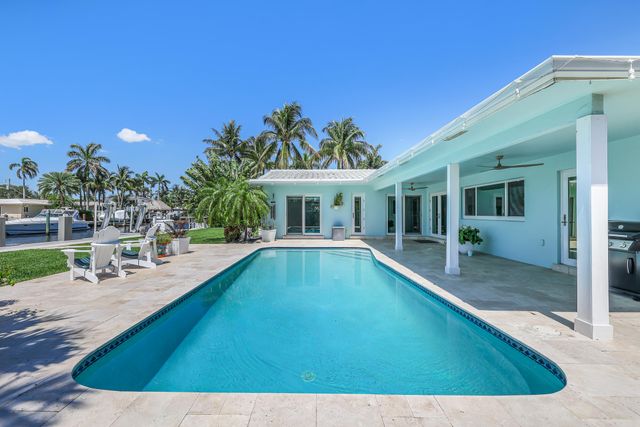 1030 NE 27th Way, Pompano Beach, FL 33062