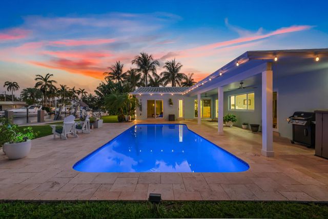 1030 NE 27th Way, Pompano Beach, FL 33062