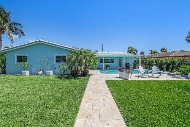 1030 NE 27th Way, Pompano Beach, FL 33062