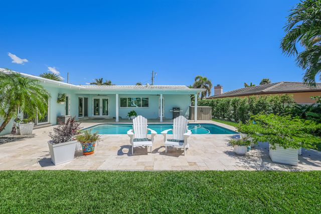 1030 NE 27th Way, Pompano Beach, FL 33062