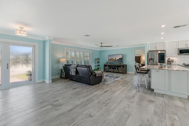 1030 NE 27th Way, Pompano Beach, FL 33062