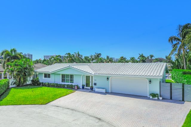 1030 NE 27th Way, Pompano Beach, FL 33062