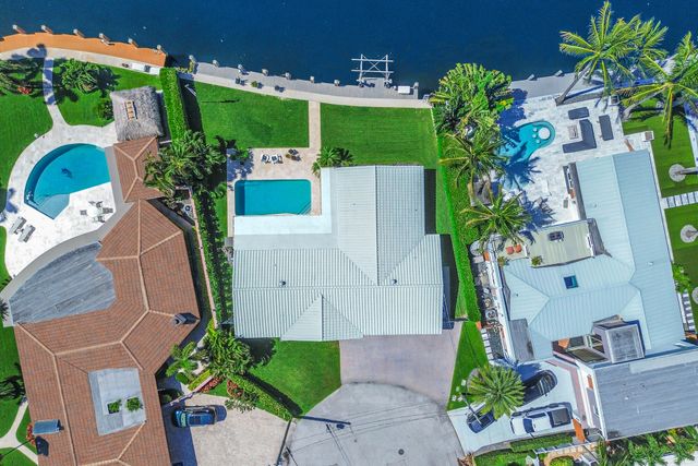 1030 NE 27th Way, Pompano Beach, FL 33062
