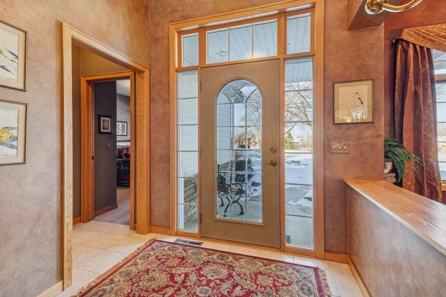 1301 Beachcomber Boulevard, Waconia, MN 55387