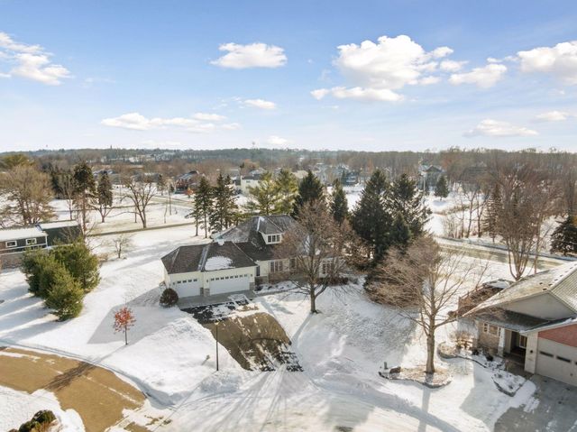 1301 Beachcomber Boulevard, Waconia, MN 55387