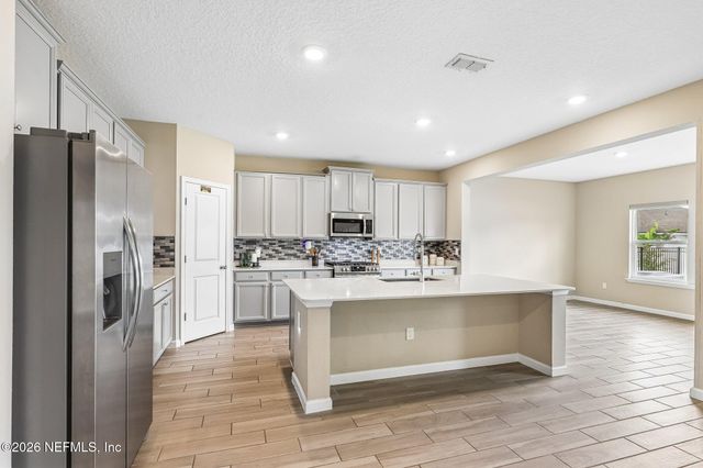 3977 PONDSIDE Court, Middleburg, FL 32068