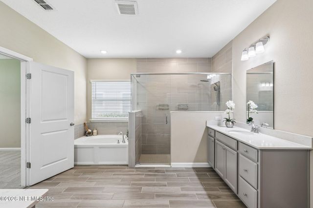 3977 PONDSIDE Court, Middleburg, FL 32068