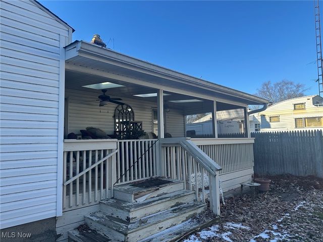 90 Maryann Road, Tallmadge, OH 44278