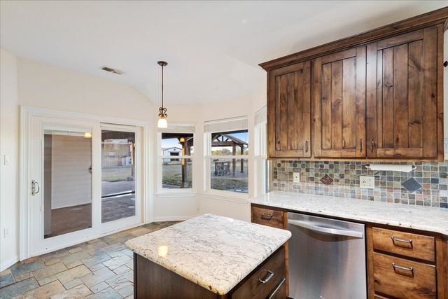 5314 County Road 3204, Campbell, TX 75422