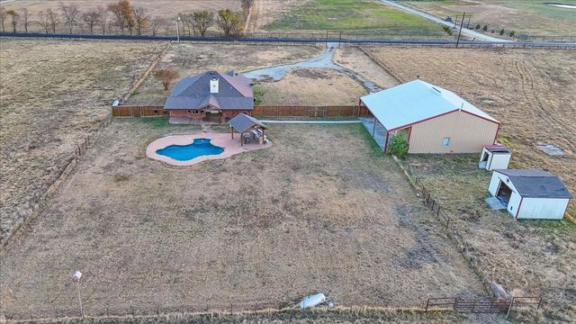 5314 County Road 3204, Campbell, TX 75422