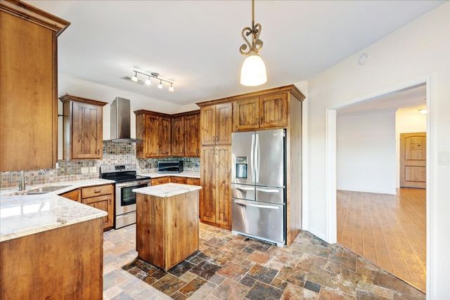 5314 County Road 3204, Campbell, TX 75422