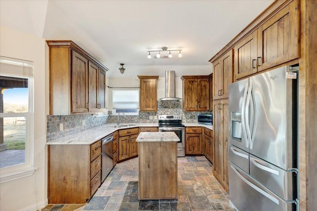 5314 County Road 3204, Campbell, TX 75422