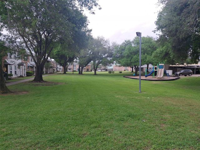 4231 Young Street, Pasadena, TX 77504