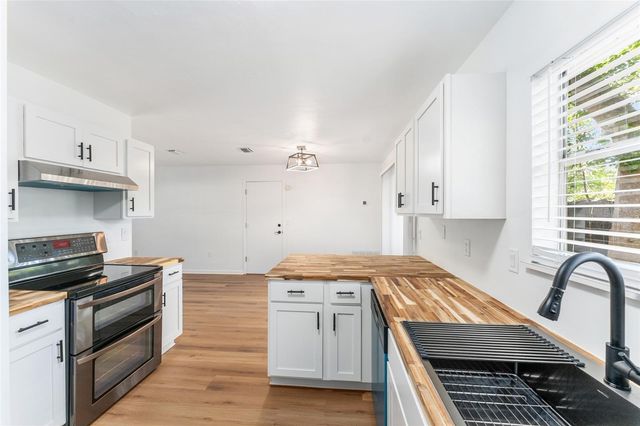 5701 SW 47TH PLACE, Gainesville, FL 32608