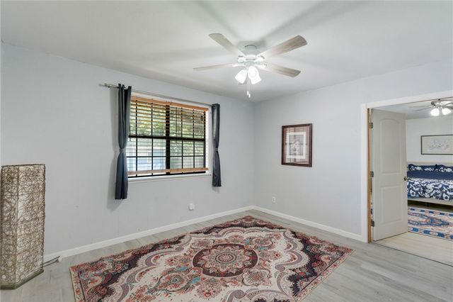 922 Oak Park Ave, Corpus Christi, TX 78408