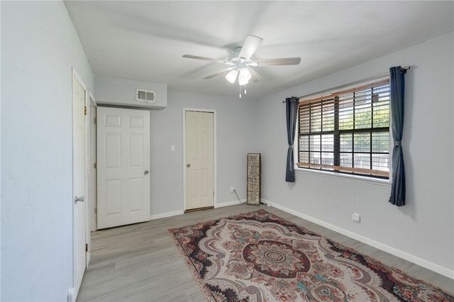 922 Oak Park Ave, Corpus Christi, TX 78408