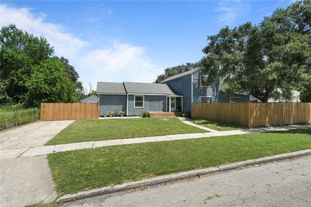 922 Oak Park Ave, Corpus Christi, TX 78408