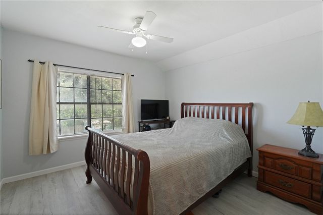922 Oak Park Ave, Corpus Christi, TX 78408