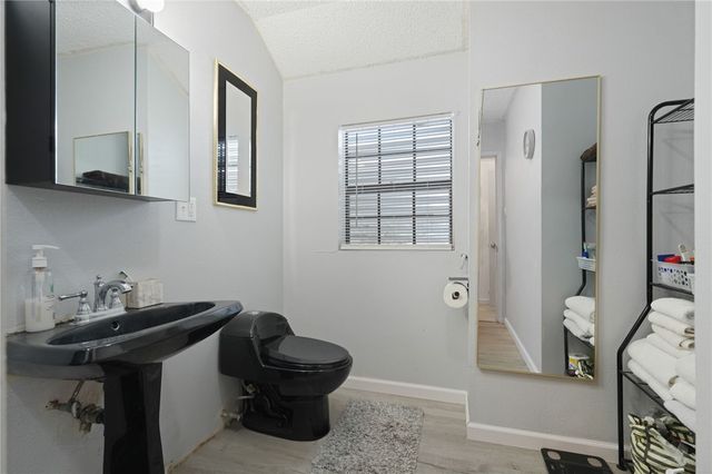 922 Oak Park Ave, Corpus Christi, TX 78408