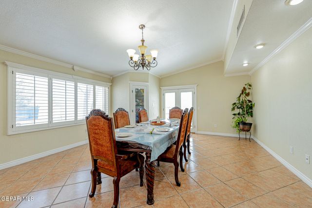 10594 LA VERANDA Drive, Socorro, TX 79927