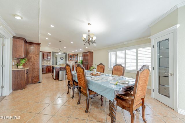 10594 LA VERANDA Drive, Socorro, TX 79927