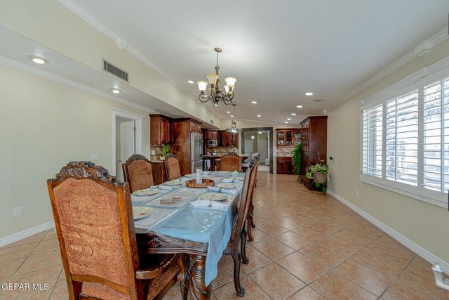 10594 LA VERANDA Drive, Socorro, TX 79927